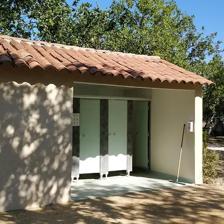 Domaine Les Chenes Blancs Campsite 3*