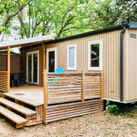 Campsite Domaine Les Chenes Blancs